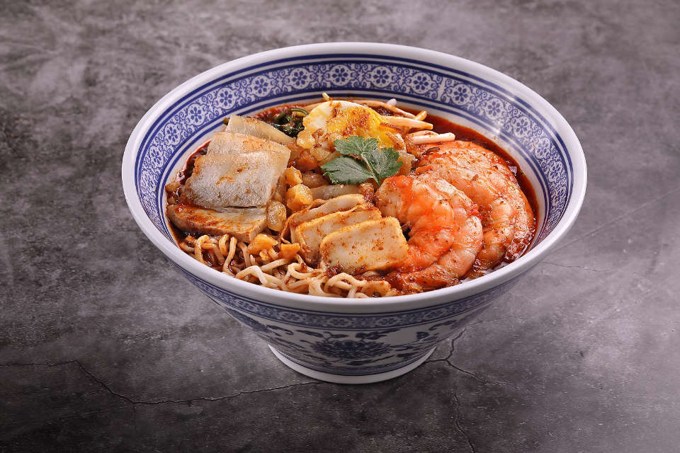 The first instalment in this series includes a quintessentially Hong Kong experience, including two mains