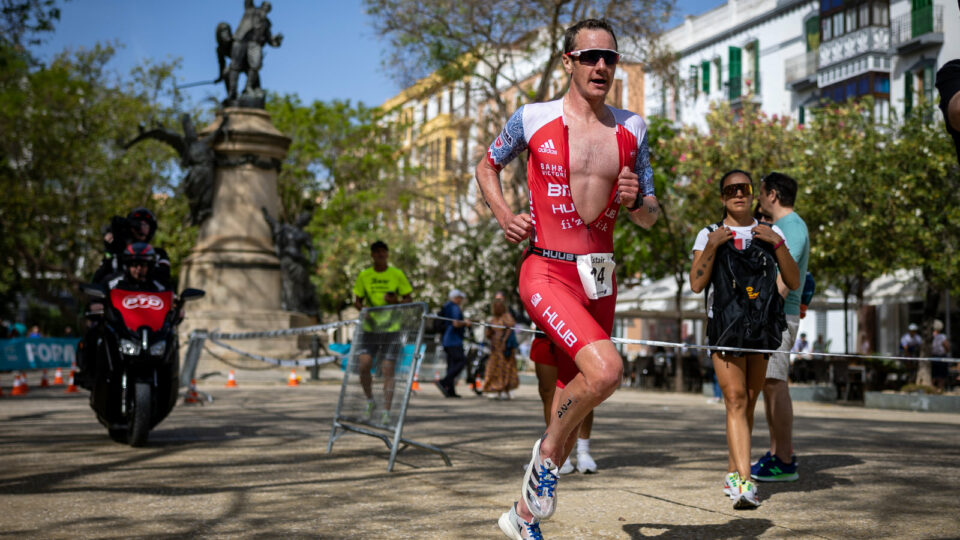 New T100 Triathlon World Tour: Olympic Champion Alistair Brownlee Eyes Potential Singapore Debut